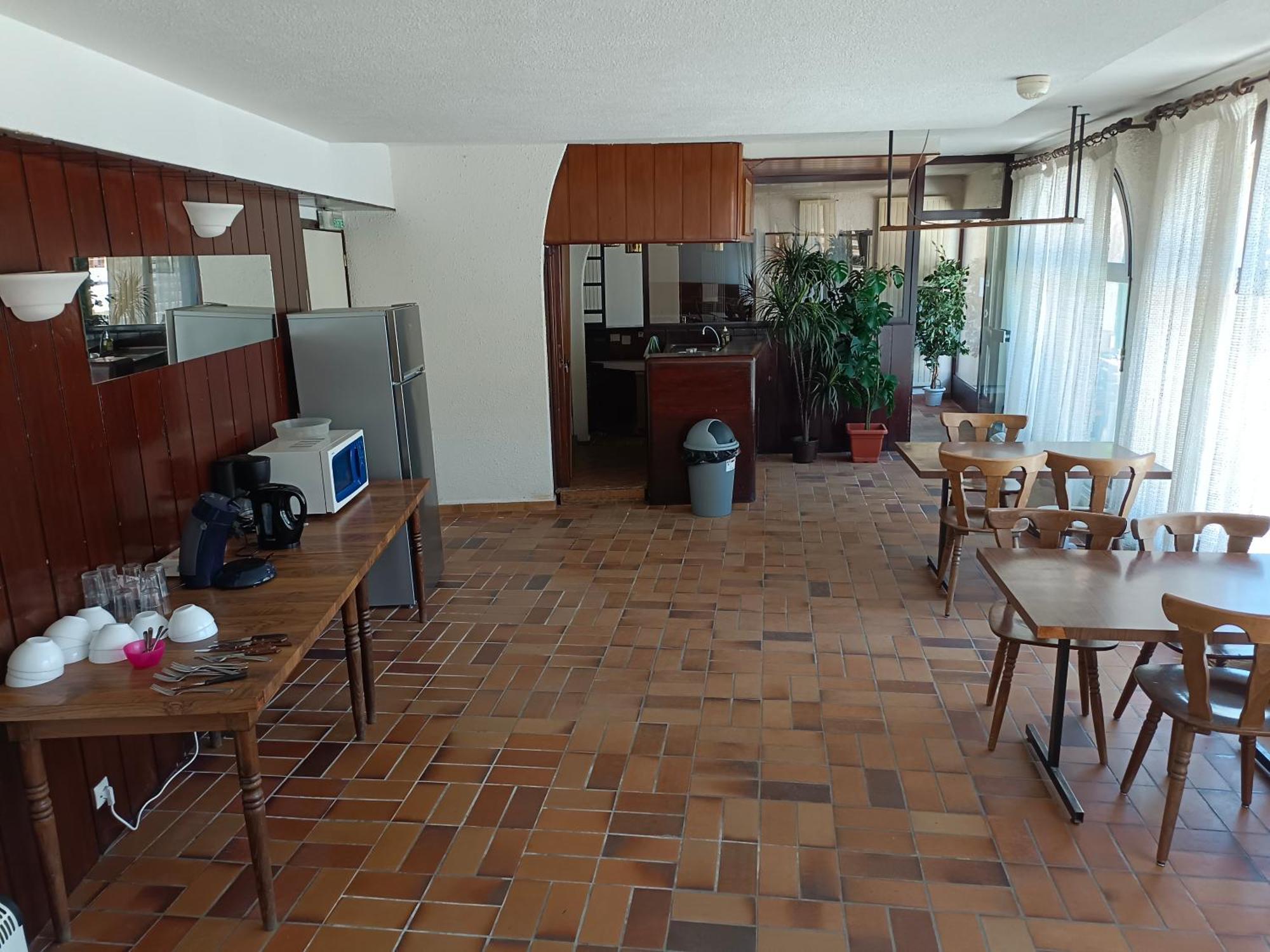 Triple Avec Balcon Et Salle De Bains Privative 4 Homestay *